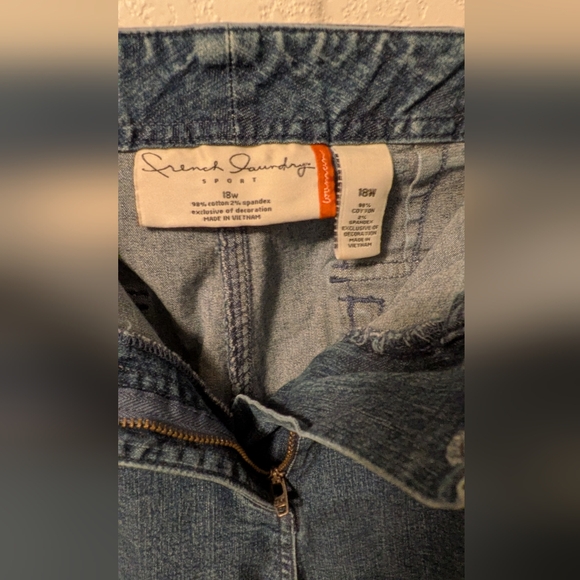 French Laundry Blue Cropped Jeans - Picture 5 of 5